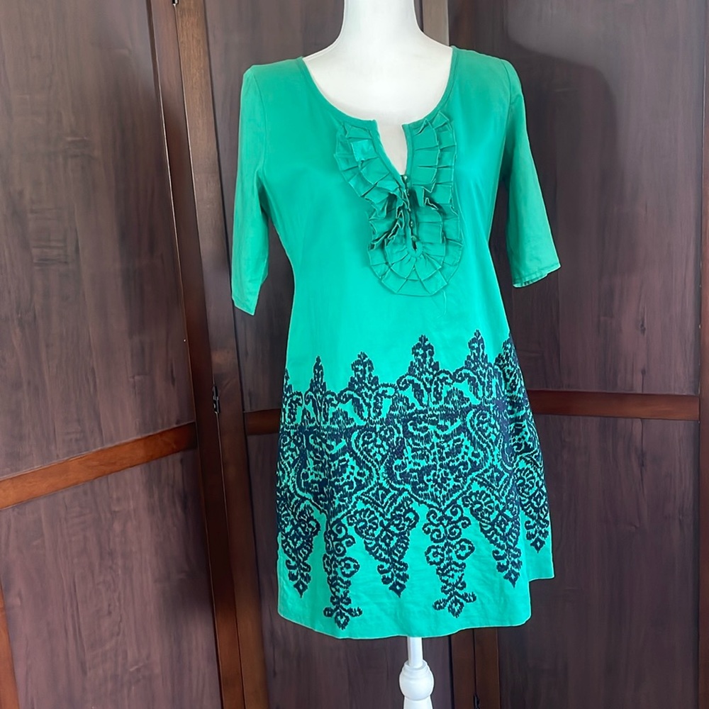 Tabitha by Anthropologie green Embroidered shift‎ dress size S
